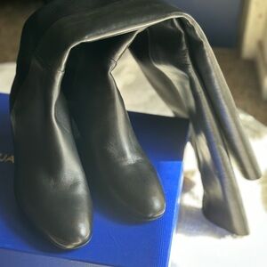 Stuart Weitzman

5050 Leather Knee-High Boots